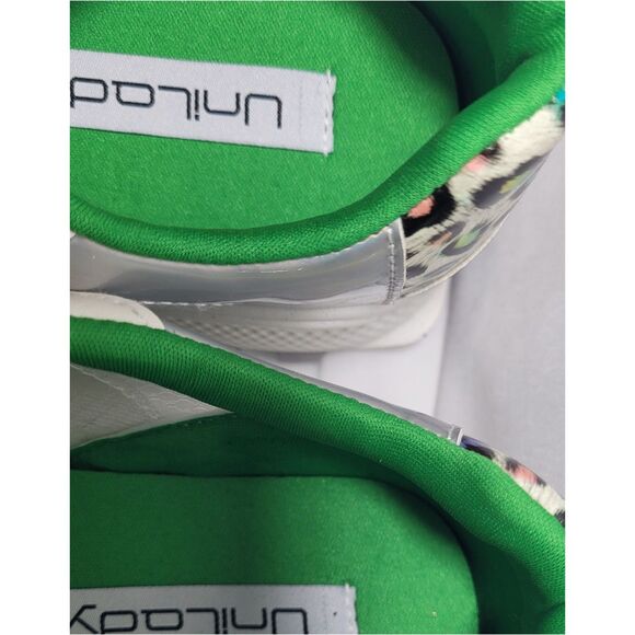 Unilady Comfortable Green And White Beautiful Laceup Shoe For Women - Picture 5 of 11